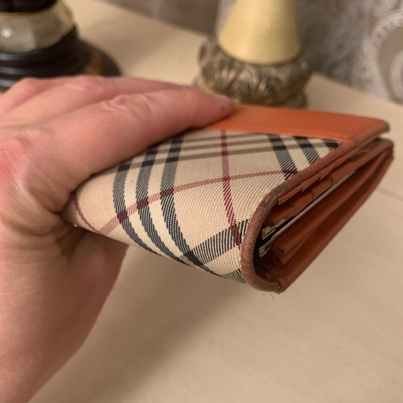Burberry wallet - Picture 11 of 16